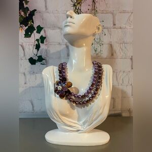 High end European made Elegant Purple Beaded Necklace with Floral Accent💜💜